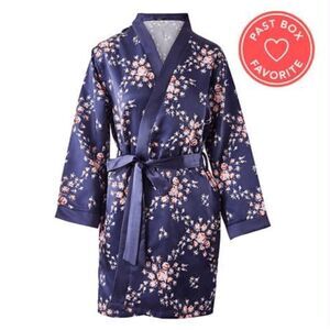 NWT Morgan Lane x FabFitFun Navy Blue Floral Satin Kimono Robe